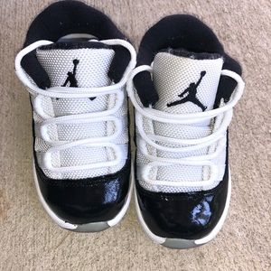 Jordan 11 Concord Low